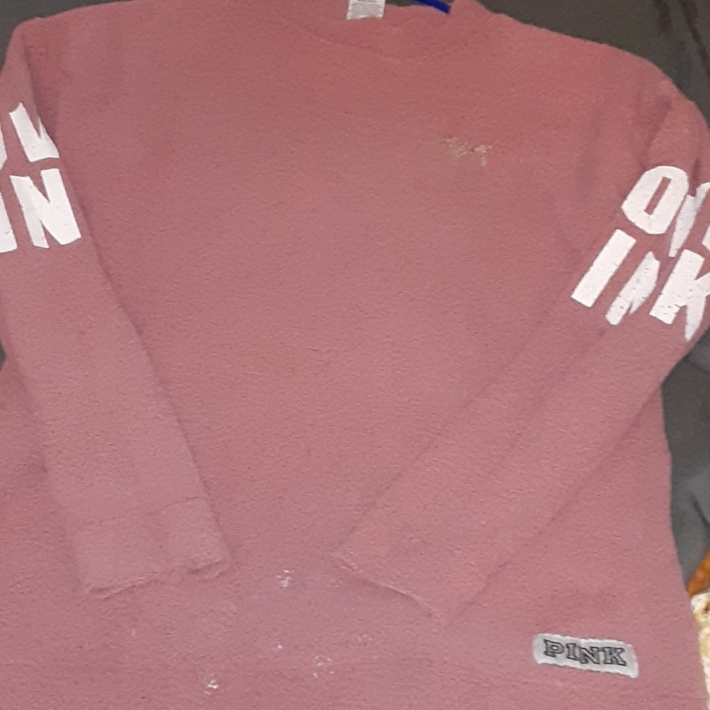 Vs shirt